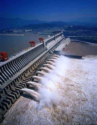 三峽水庫計劃6月10日消落至汛限水位變幅范圍以內，為汛期防洪做好準備